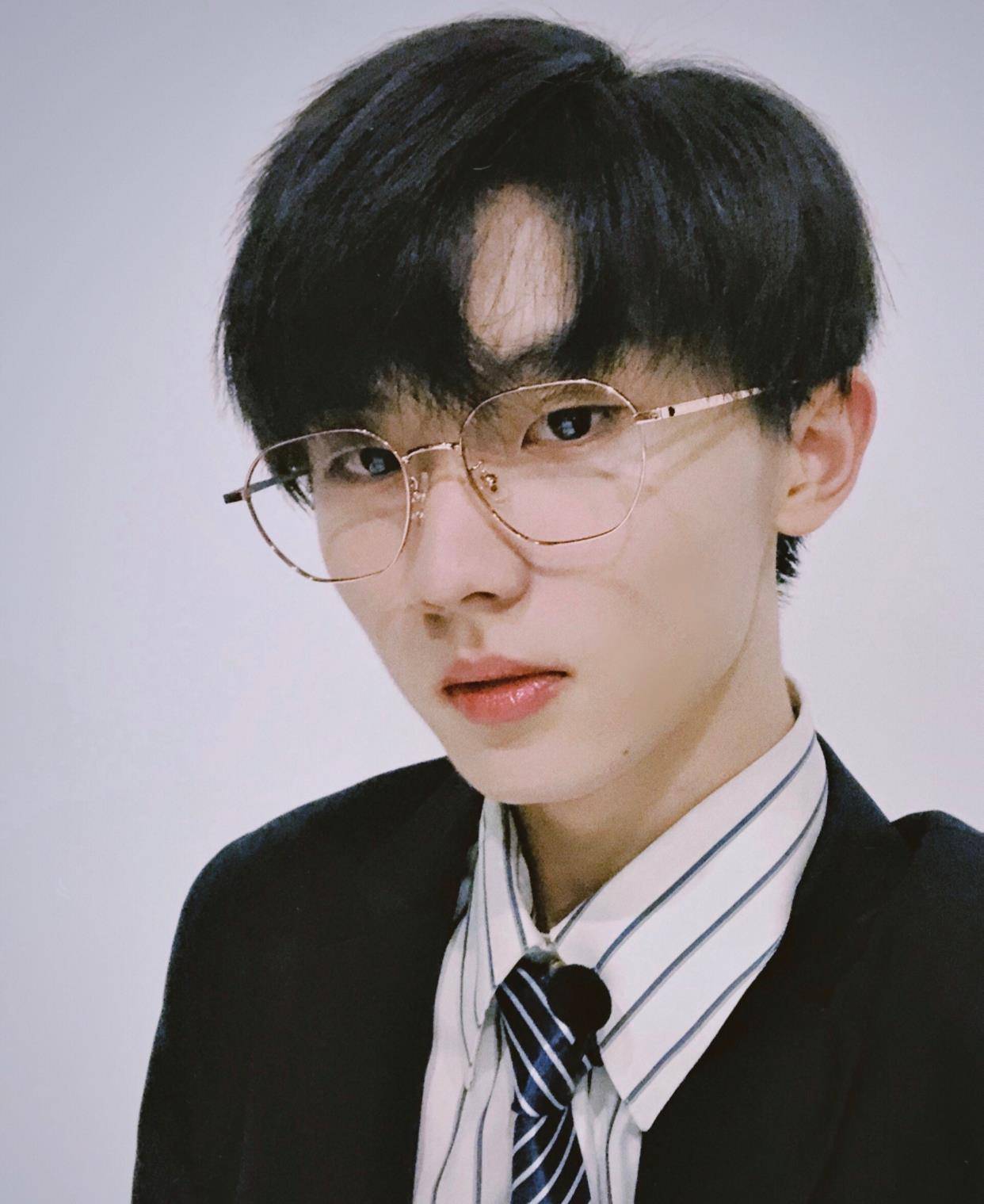 家长|追光少年or宝藏男孩？给马嘉祺的标签可以更亮眼一些