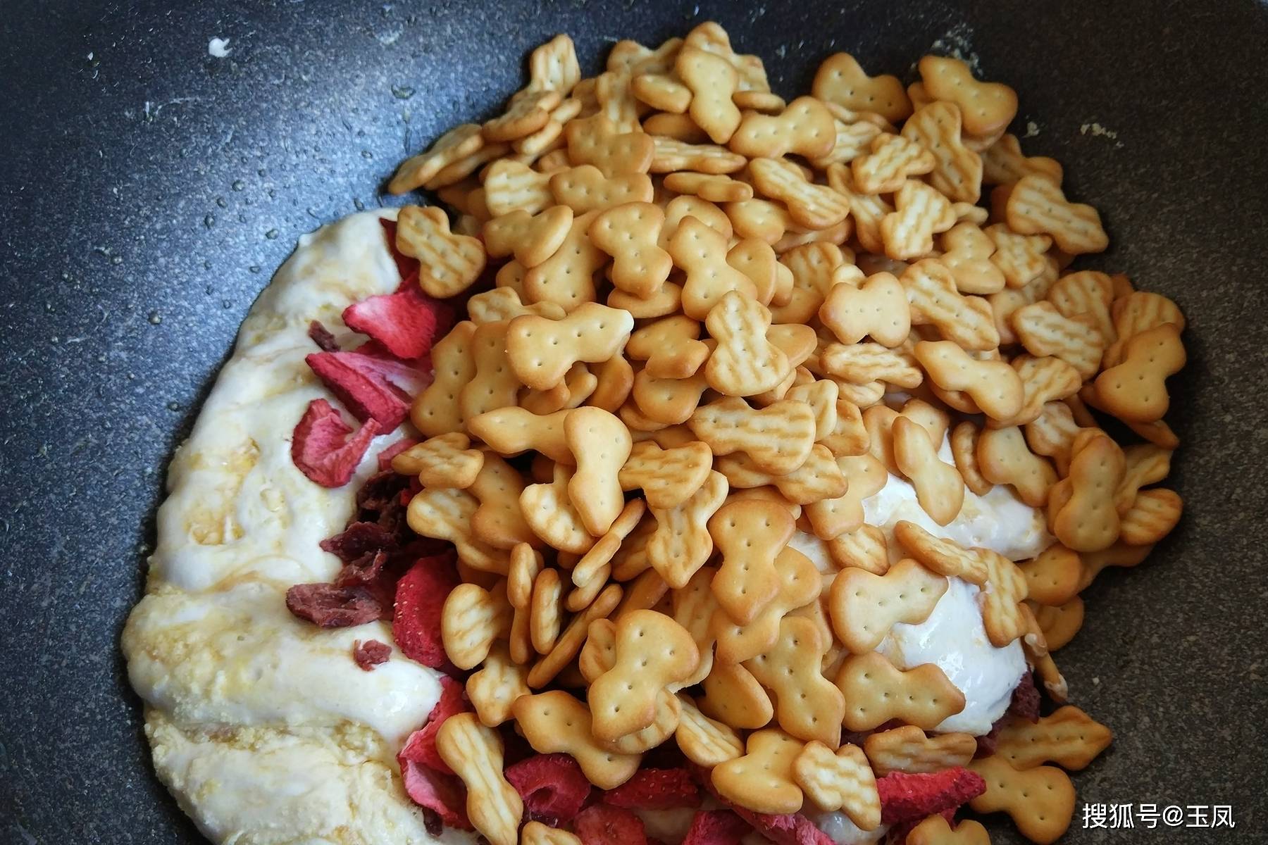 亲朋|春节少不了的小零食，10分钟做1锅，自己做成本不及买的一半