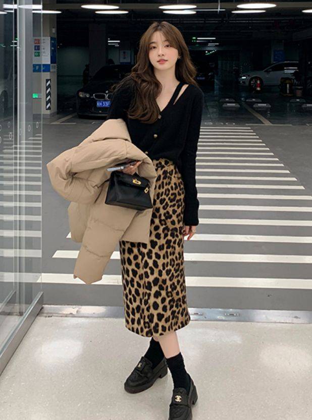 毛衣 穿对“打底衫”很重要!今年流行这3种穿法,穿法简单却很显高级