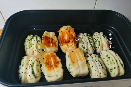 葱花|早餐不用早起,有这面食备着,热一热就可上桌,做法也简单