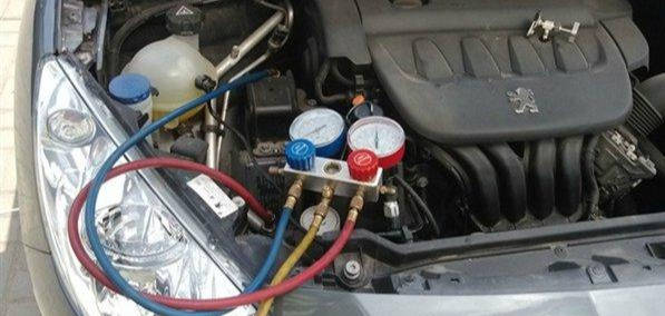 如何判断空调缺冷冻油汽车空调冷冻油加注量