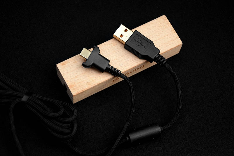 奥丁无线版来了,对标狗屁王2代,GLORIOUS MODEL D WIRELESS开箱