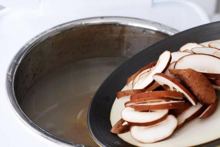 去腥|香菇鸡丝粥的家庭做法，营养美味，做法简单