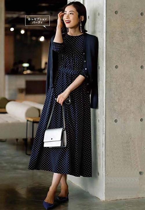 什么 有趣的灵魂更会穿!12件衣服,玩转15套优雅穿搭,衣品高有多爽?