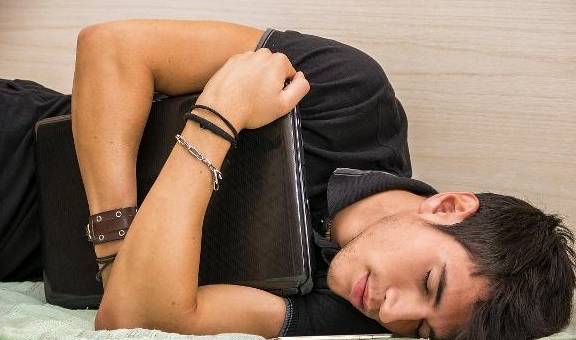 治疗|“肝硬化”到来时,身体可能会有3个“变化”,尽量别忽视