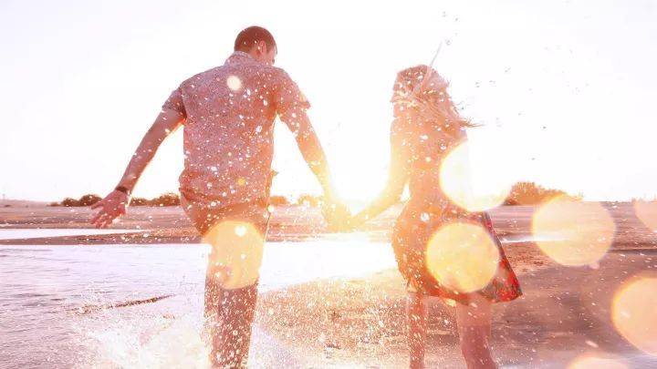 怎样让自己变得更有神秘感 d8dfd5d4935745aea5b8a04d97333629.jpeg