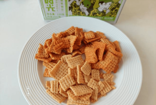 什么|网友说这个锅巴超级好吃,到底是不是真的呢,我替大家尝尝