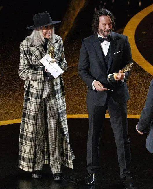 Keaton 无惧年龄的好莱坞演员黛安·基顿如何穿出自己最美的样子?