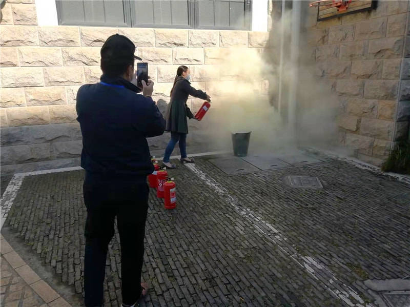 西岸别院举办119消防逃生演练活动
