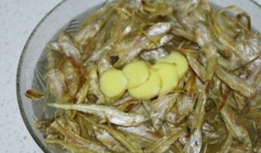 花椒|做小鱼干时,要不要焯水?很多人都不懂,难怪自制小鱼干不辣不香