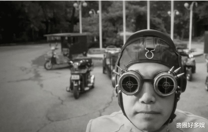 电影|梁龙导了一个众人看不懂的电影，引发各种争议，制片人表示赔得起