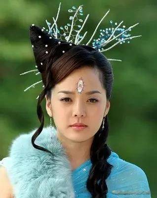 土匪别光骂现在古装剧造型没创意，以前那些极具个性的造型也很拉跨