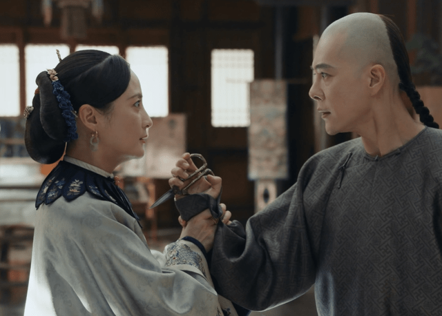 蒋勤勤|46岁蒋勤勤新剧被指显老，与徐海乔的CP像母子，这真的是被误解了