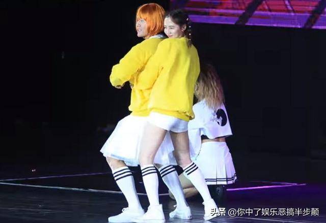 欧巴|宋智孝金钟国真恋爱了,懵智躺金钟国怀里问:欧巴要和我结婚吗?