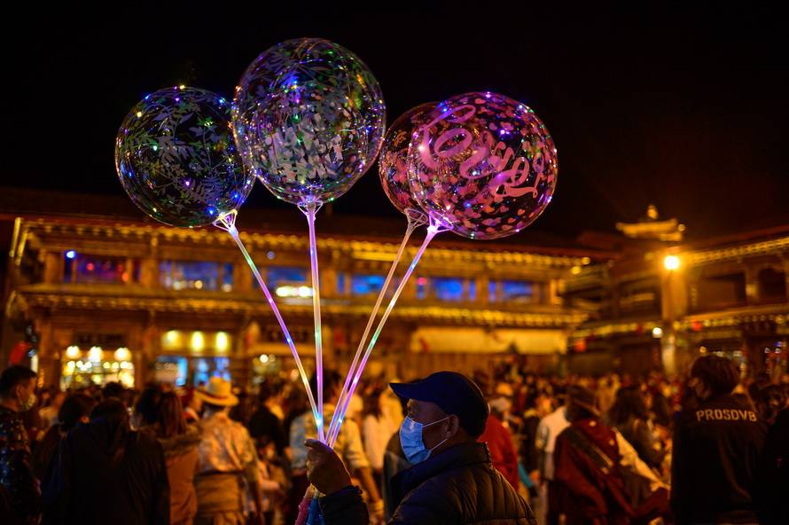 尼康Z 40mm f/2镜头评测：定义入门标头新标准