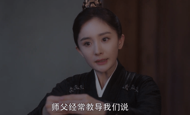 陈伟霆|《斛珠夫人》开播遭吐槽,杨幂状态不佳全靠滤镜,陈伟霆溜肩被嘲