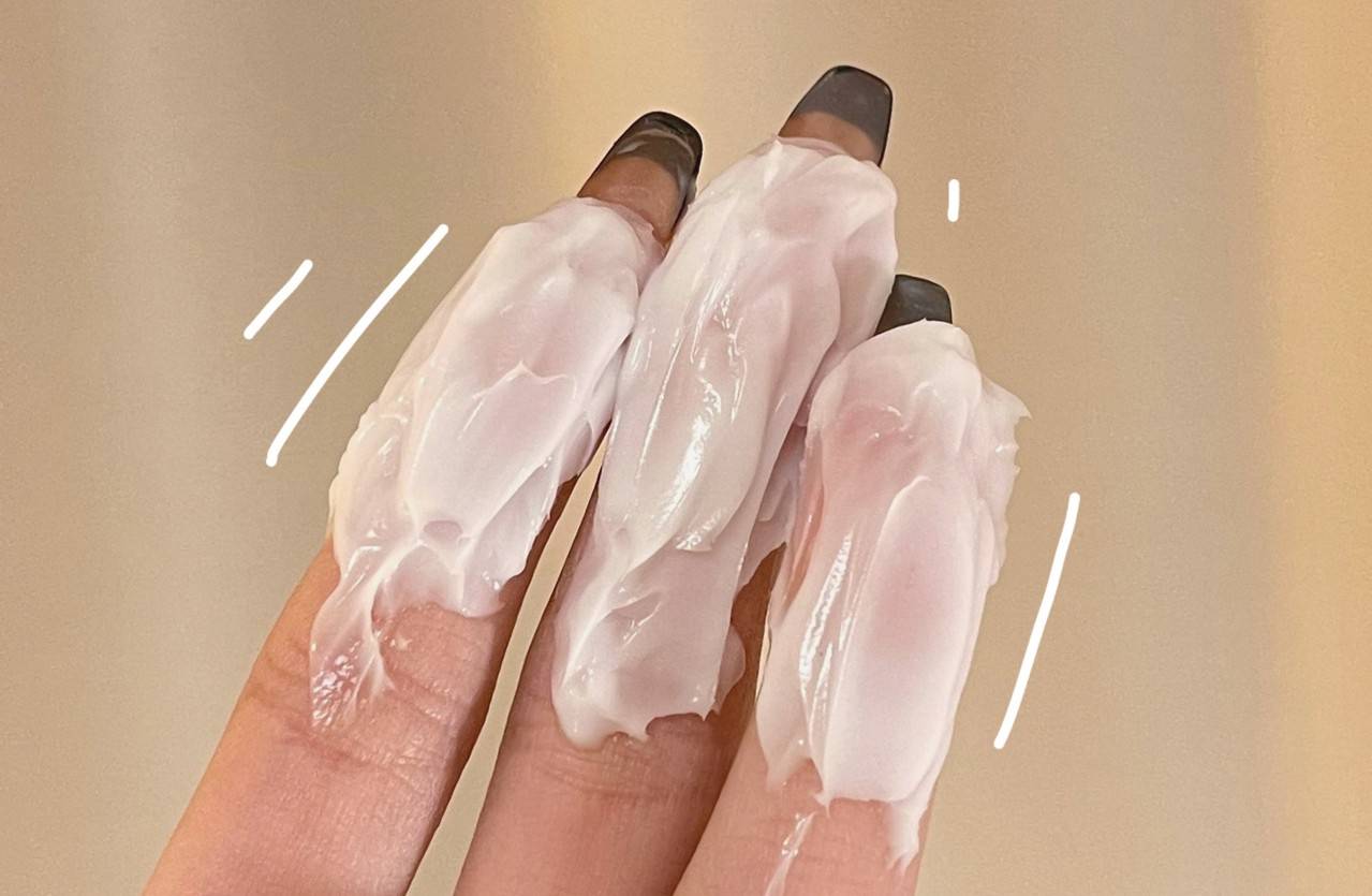 olay9款身体乳孕妈实测：凡士林长毛，olay成分不安全！玉泽味道难闻