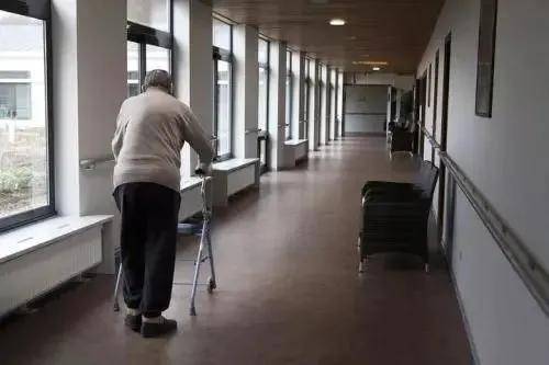 治疗|帕金森病服药需要注意什么？