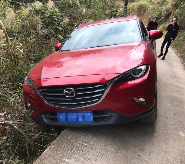 马自达cx 4借给朋友开回农村 还车时车主很后悔 技术