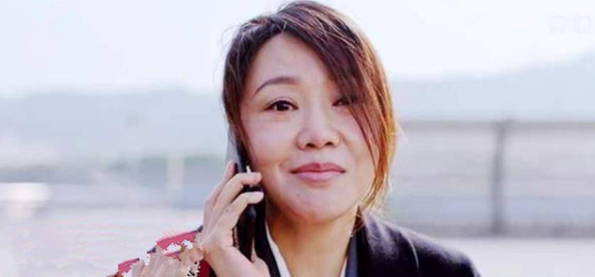 演技|突围:石红杏跳江之前,给3个人打了电话,了却此生所有的牵挂