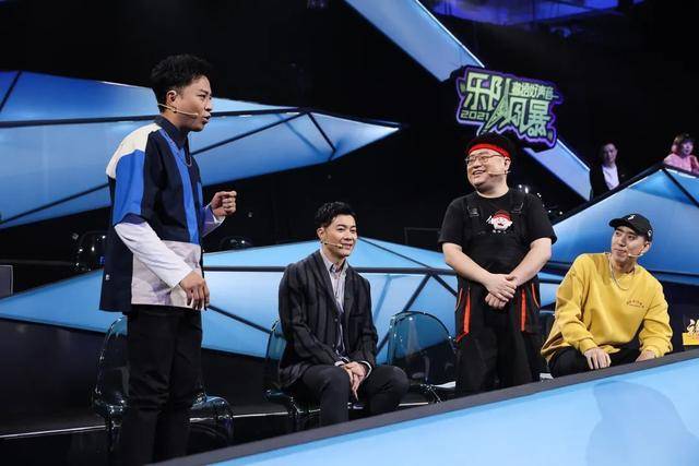 fit|「十朝元老」变身揸fit人，宋嘉其邀你加入《乐队风暴》群聊