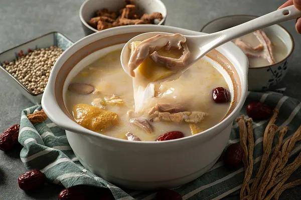 这样喝汤相当于"慢性毒药"!_多长时间