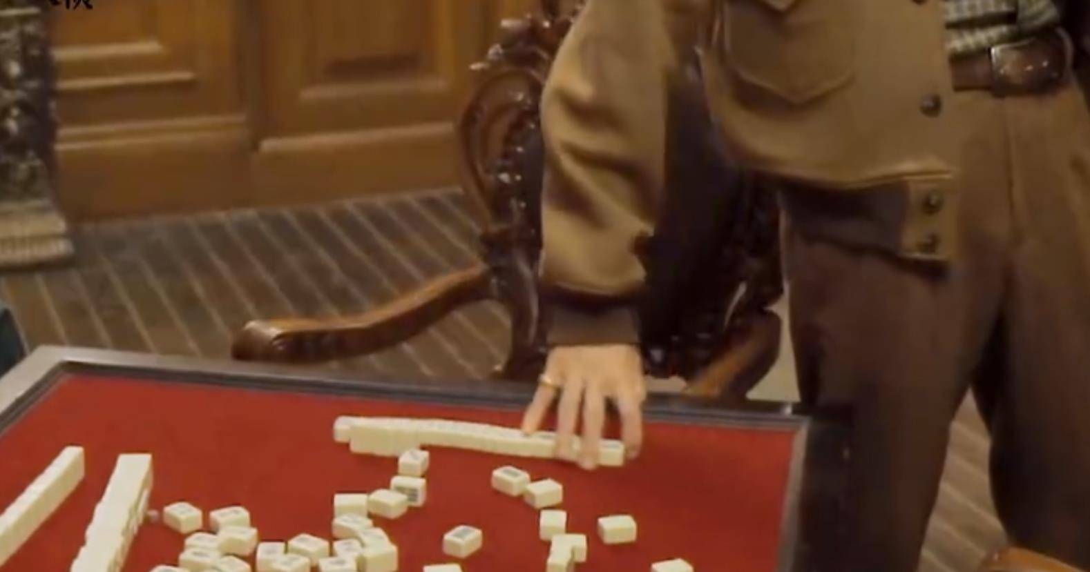 民国|《民国大侦探》花絮上线，张云龙胡一天各玩各的，评论区却沦陷了