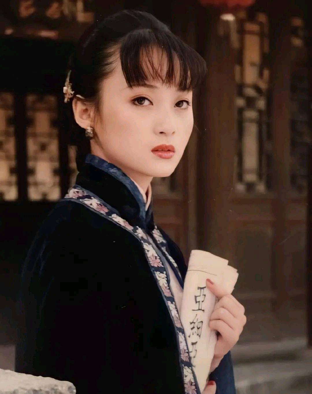 蒋勤勤|蒋勤勤新剧被指显老,与徐海乔的CP像母子,这是颜值翻车了吗?