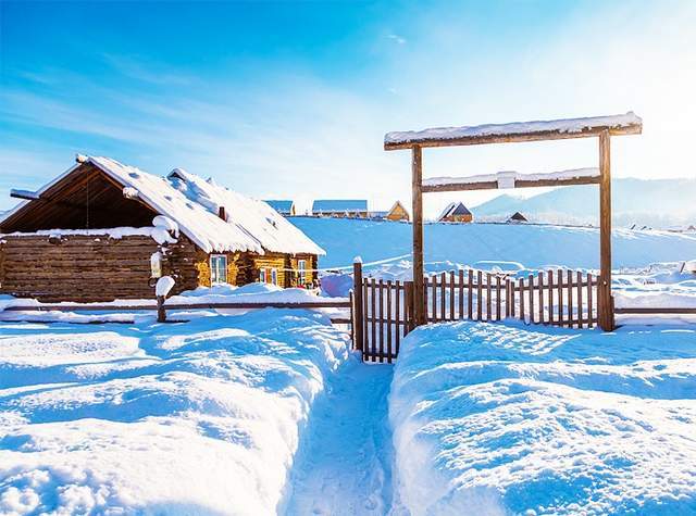 別再去哈爾濱看雪了,這些童話般的冰雪王國一定不能錯過_雪花