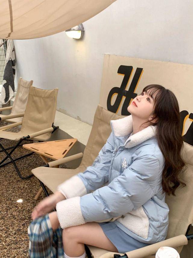 整体 降温没“羽绒服”真不行，少女们都爱这4个款，青春洋溢又保暖