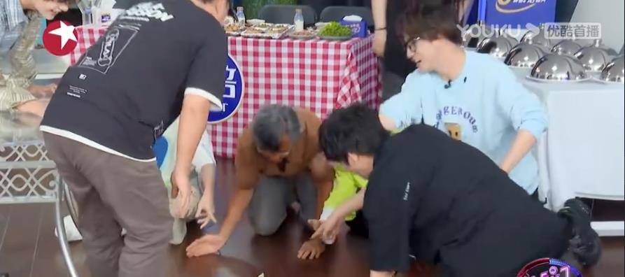 因为|《我们的歌》第三季太噪了 一档音综需要大张伟薛之谦这样的尬笑吗