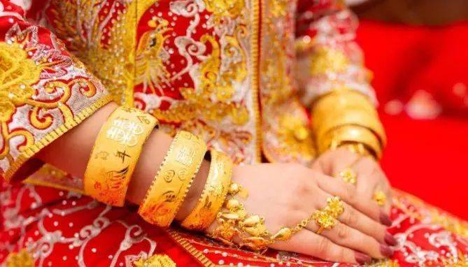 济南某25岁女子4年结婚3次从不与新郎同房3份彩礼带回娘家