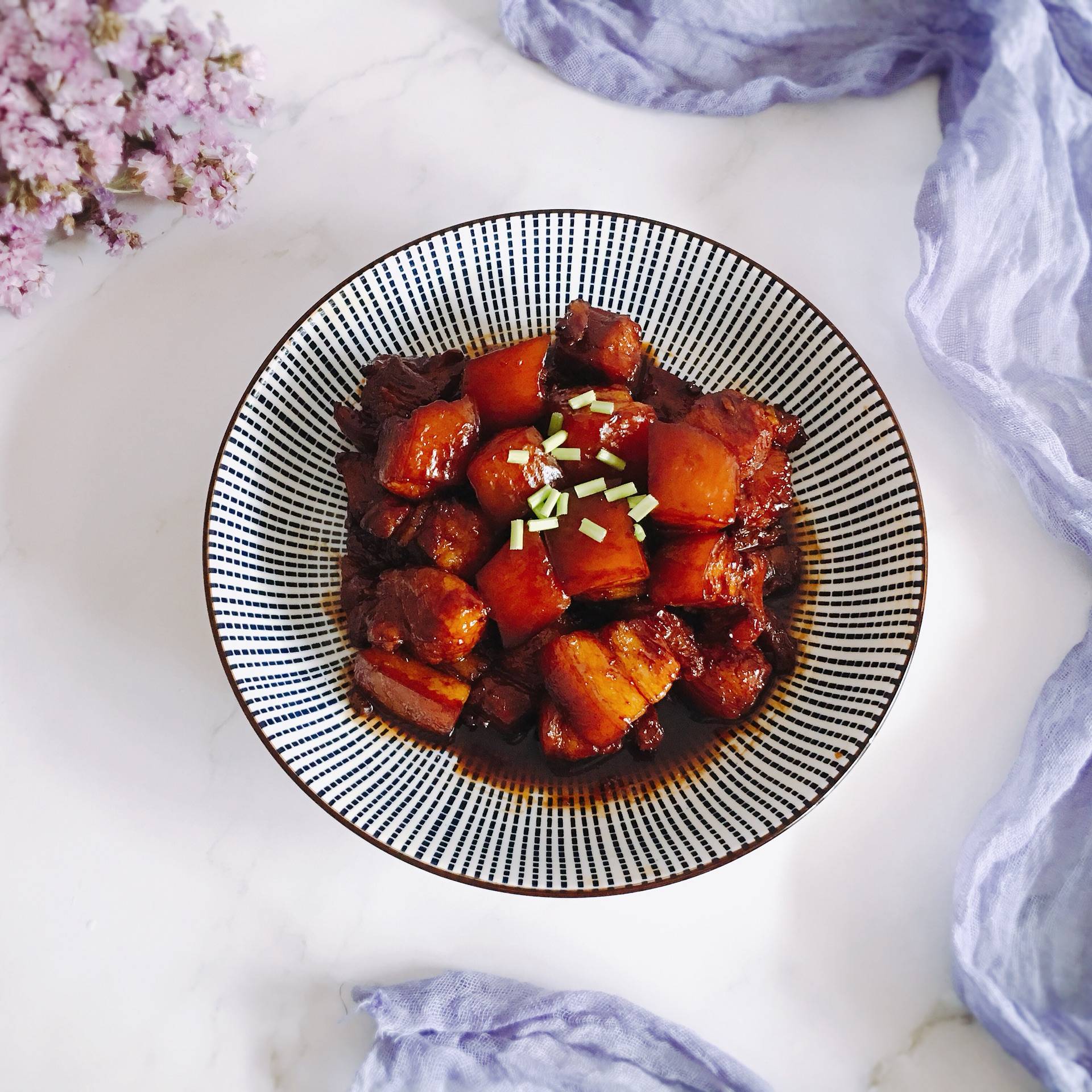 桂皮|传统美味红烧肉，甜鲜可口不油腻，配上米饭，超好吃