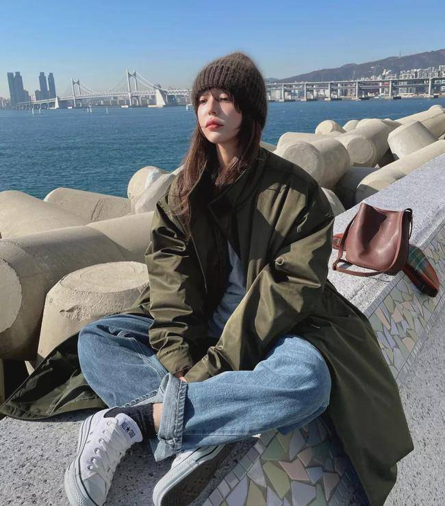 毛衣 今秋流行的6件内搭 + 外套，太时髦