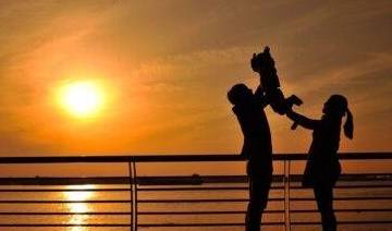 如何让自己不在一段感情中投入 52a06860de714720946f3c723e652f36.jpeg