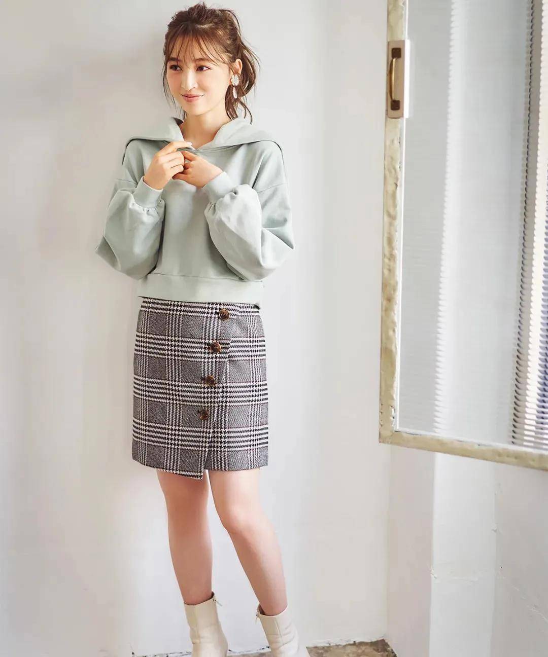 加点 40岁女人冬天不要随便穿！经典款加点时尚感，显高轻熟又优雅！