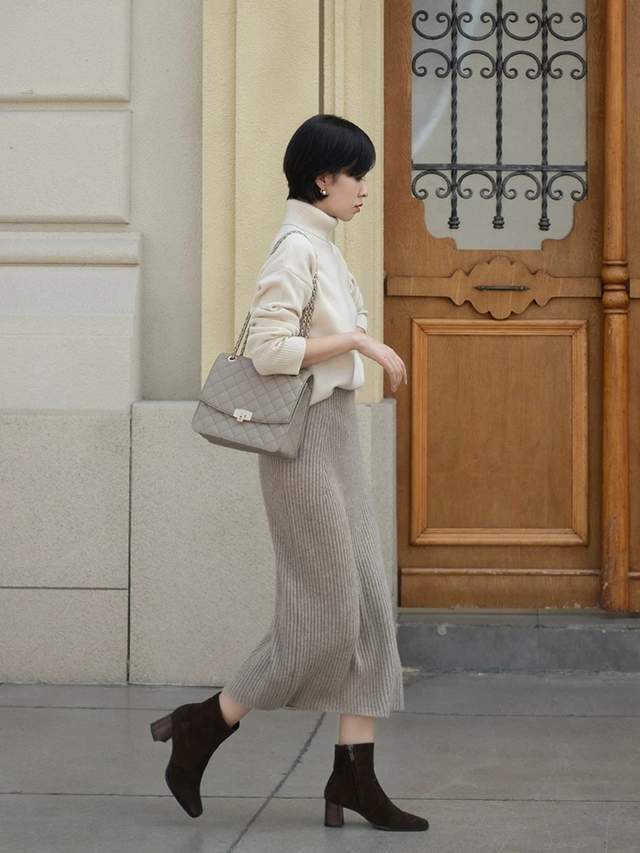 高个子 冬天变美小心机，搭配短靴显气质，轻松赢得美人心的时尚好物