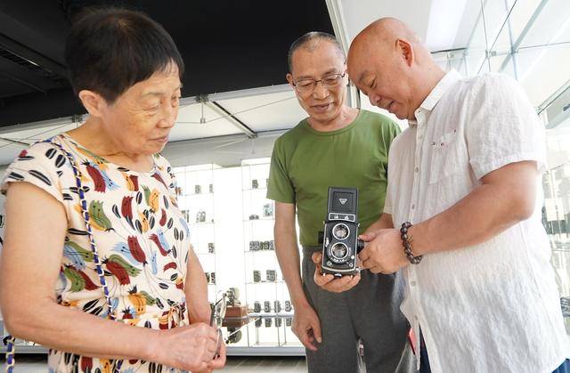 旧闻回顾：收藏国产相机，应该从双反相机开始