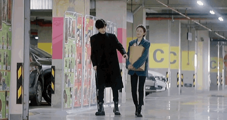 双女主|《与君歌》25亿后，成毅新剧将定档，这次能反超自己吗？