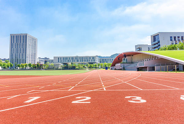 时间|贵阳市白云区首批14所学校运动场地对外开放