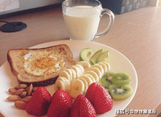 因为|趣味测试：假如给你10元，你会买哪份早餐？测你这个月有什么好事