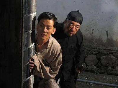 因为|16年前,那个在《宝莲灯》演哮天犬的演员,现在怎么了?