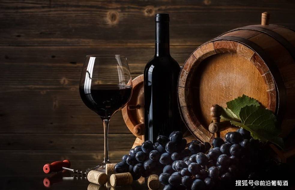 著名的罗讷河谷产区红葡萄酒,法国葡萄酒的发源地罗讷河谷