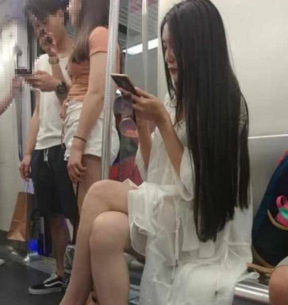 长发“长发公主”火了，只因一双大象腿？网友：微胖界的女王