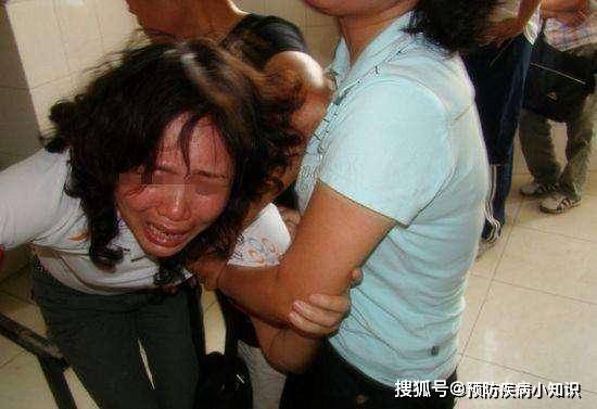 肝脏|37岁小学教师，肝病恶化转移，身体若有这几种表现，别忽视了