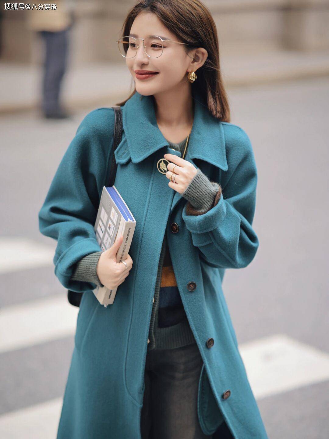 颜色 大衣不要只会选深色，这些彩色款才叫时髦，温柔显白又洋气