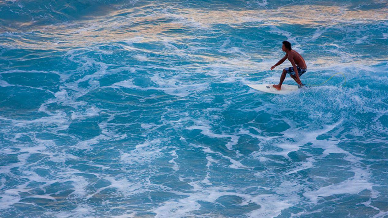 解锁"硬核"玩水装备,跃入池中"泳"往直前_游泳