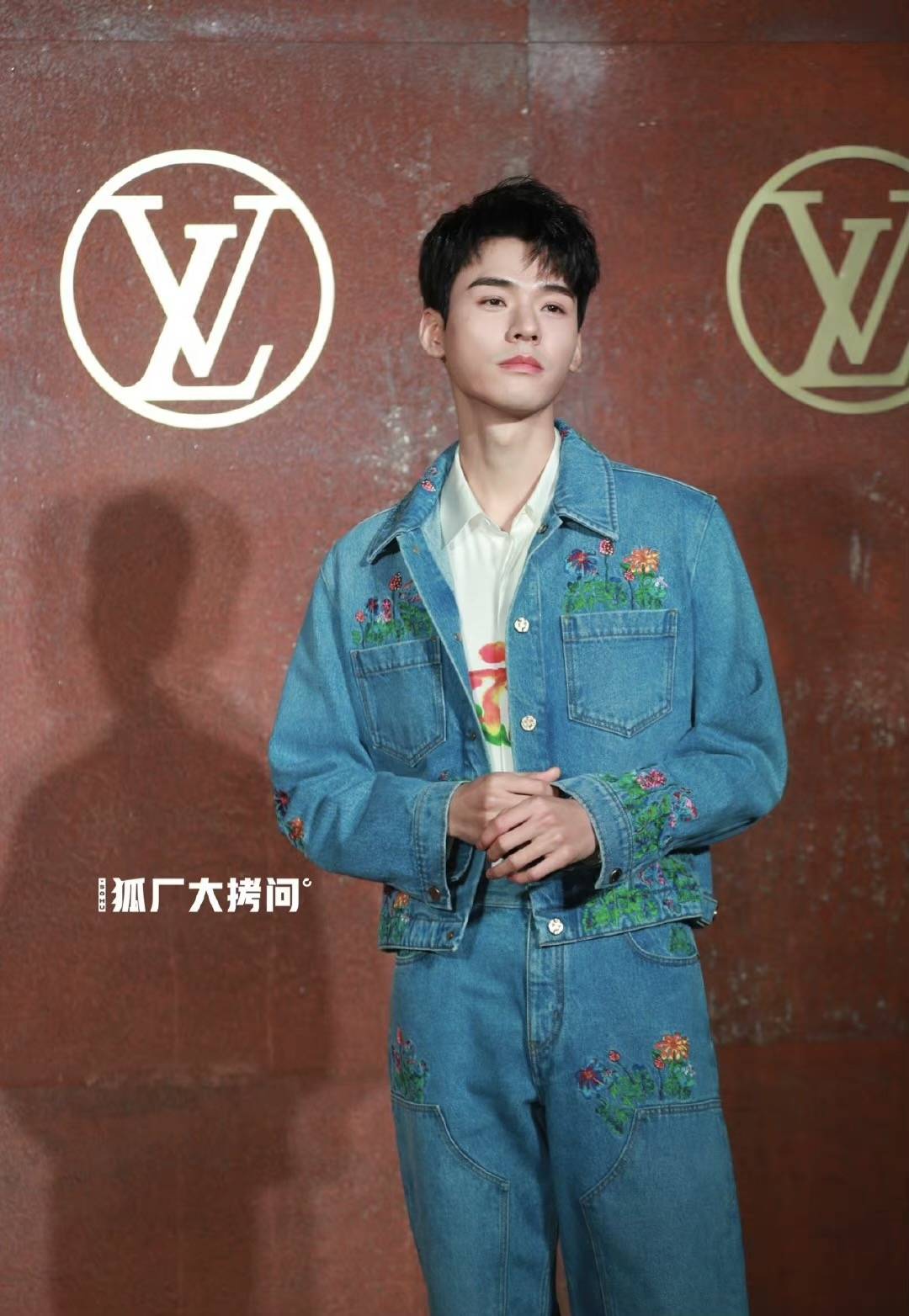 男女|LV大秀男女明星生图，迪丽热巴艳压一众女明星