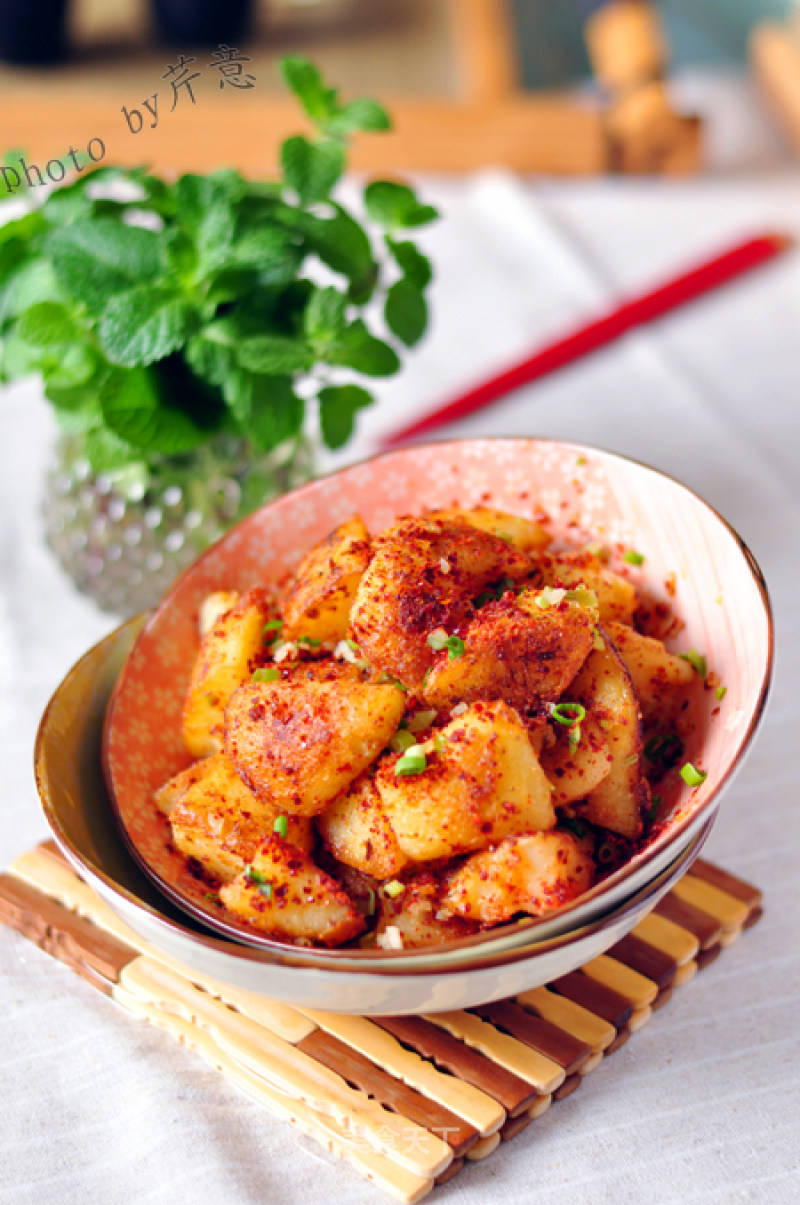 香辣锅巴土豆_榨菜