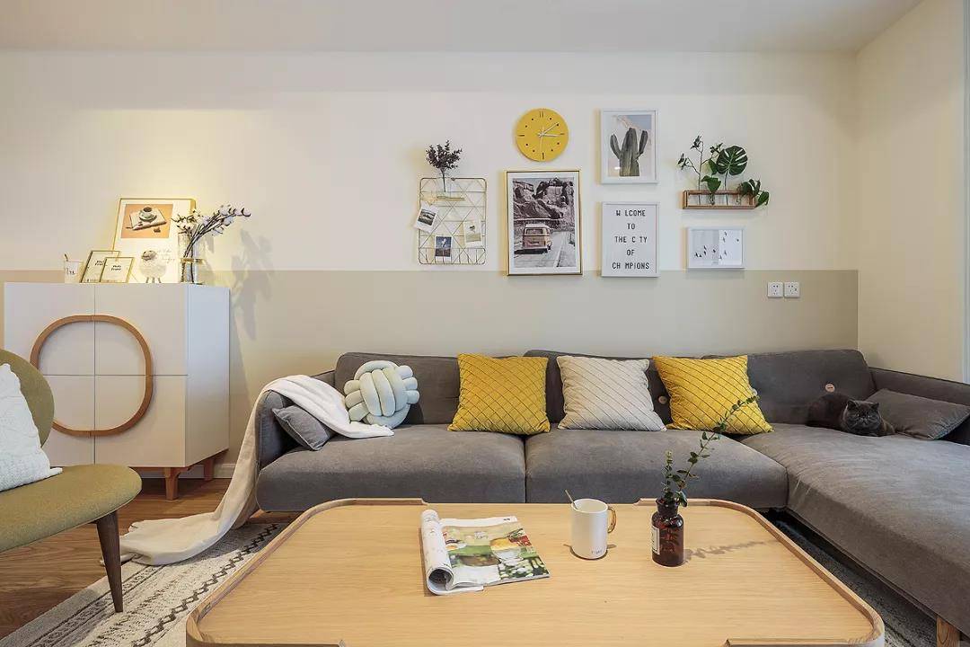 原木风搭配沙发床 c4c058cdba144cfb9775012329104cbe.jpeg